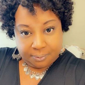 Meet your Posher, Melissa lockhart